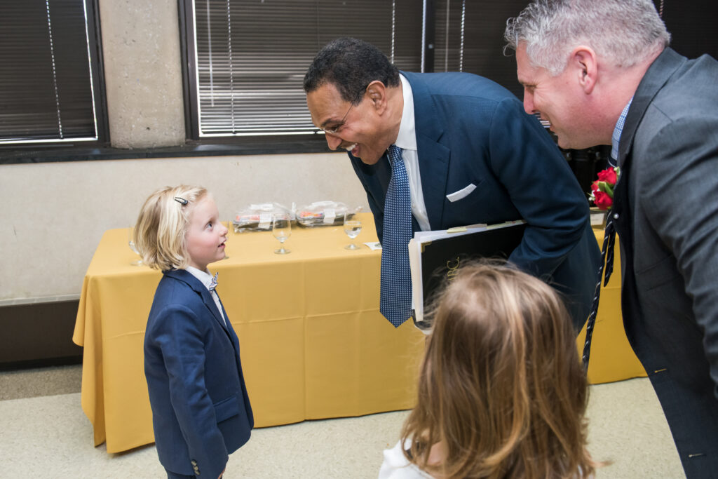 President Hrabowski greets family of Marc Zupan, award winner at UMBCs PFASA 2017